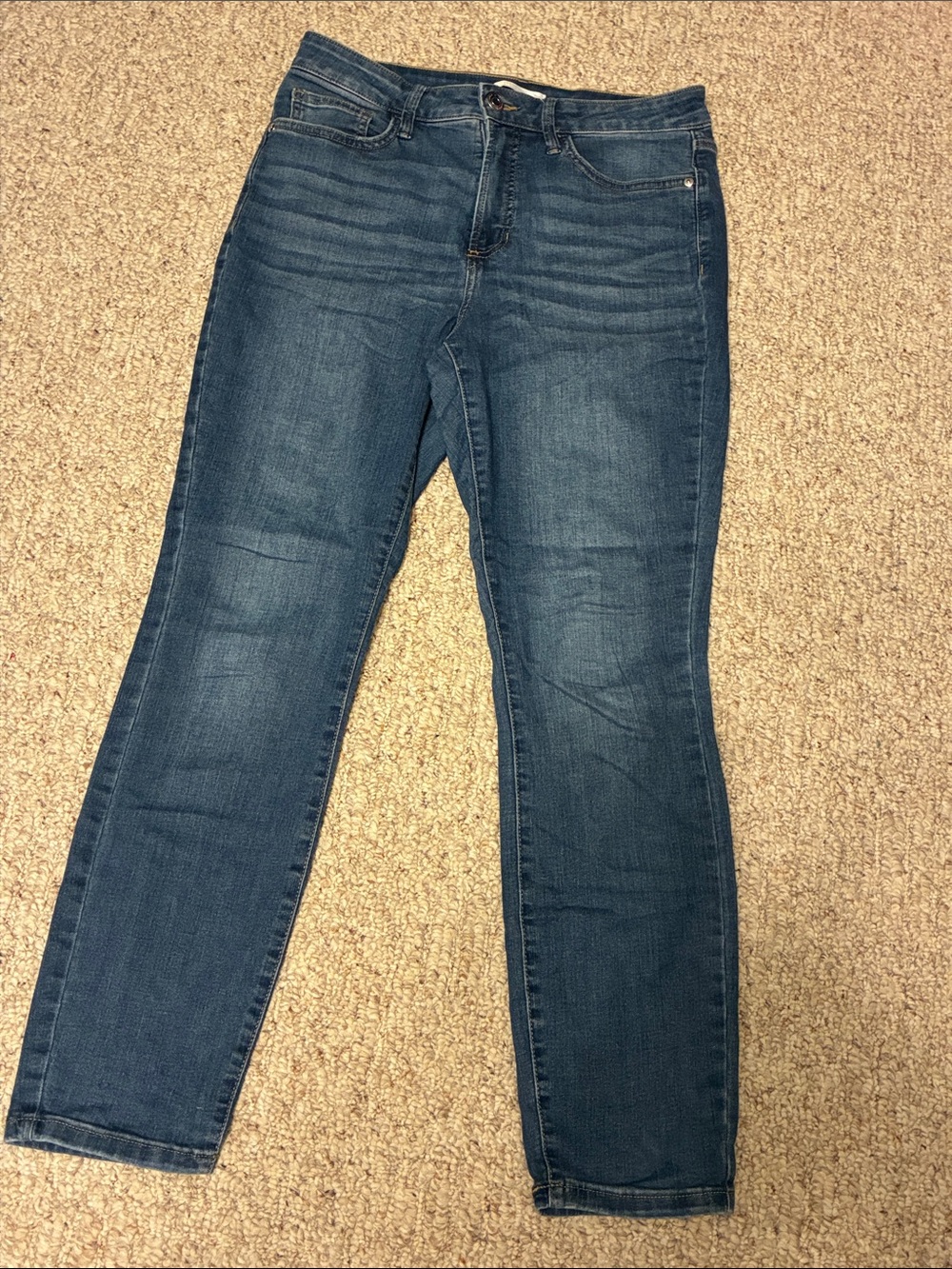 Lauren Conrad Women's Skinny Jeans in Dark Blue Wash Size 10 EUC